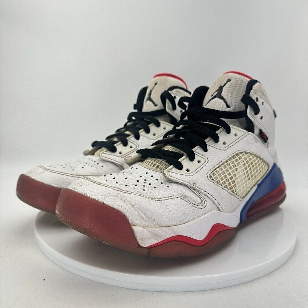 Nike Air Jordan Mars 270 Men Size 10 CD7070-104 White Red Basketball Shoes